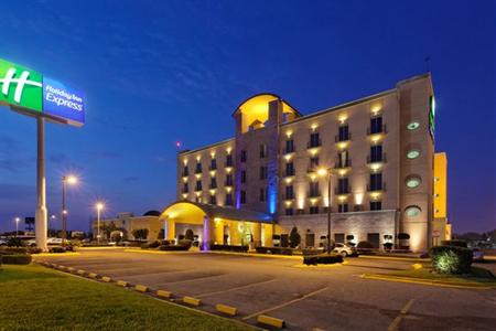 фото отеля Holiday Inn Express Silao