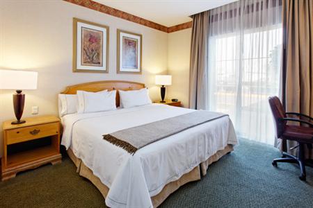 фото отеля Holiday Inn Express Silao