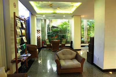фото отеля Amazon Plaza Hotel