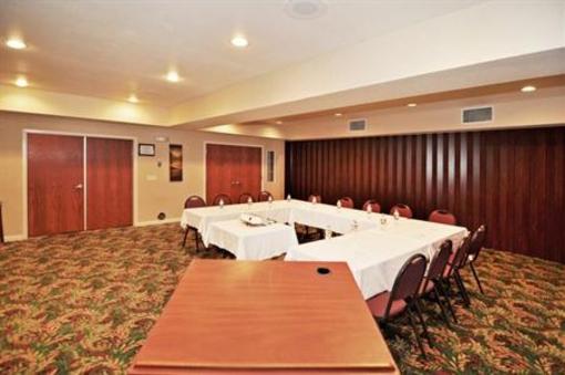 фото отеля BEST WESTERN PLUS Villa Del Lago Inn