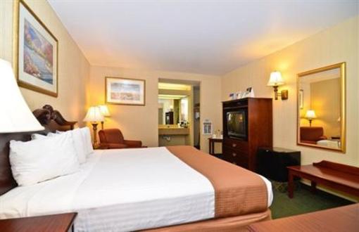 фото отеля BEST WESTERN Gateway Adirondack Inn