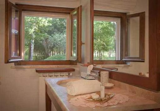 фото отеля Agriturismo Residenza Torre Del Colle Bevagna