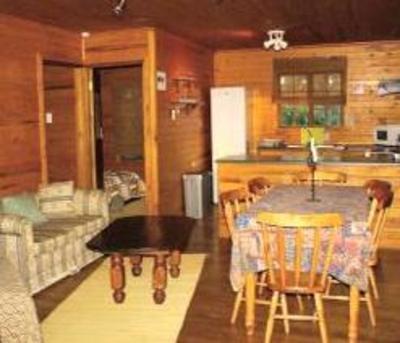 фото отеля Isinkwe Backpackers Bushcamp