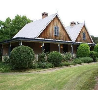 фото отеля Carriages Country House