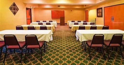 фото отеля Best Western Plus Rockwall Inn & Suites