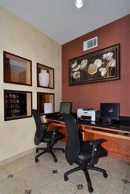 фото отеля Best Western Plus Rockwall Inn & Suites