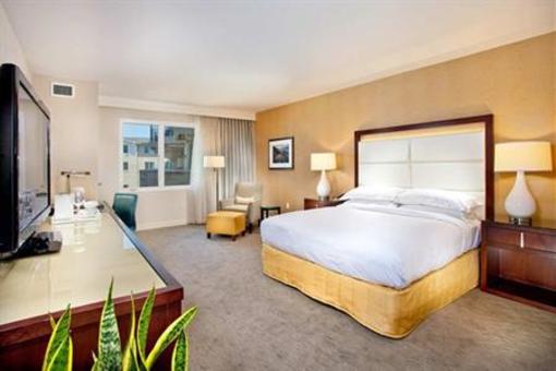 фото отеля Hilton Carlsbad Oceanfront Resort & Spa