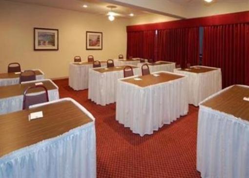 фото отеля Comfort Suites - Near the Galleria