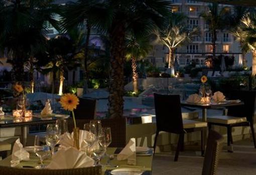 фото отеля La Concha Resort: A Renaissance Hotel