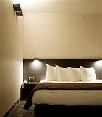 фото отеля Hotel Ovest Piacenza