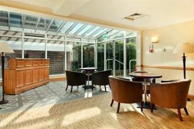 фото отеля Hilton Cobham