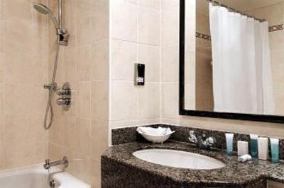 фото отеля Hilton Cobham