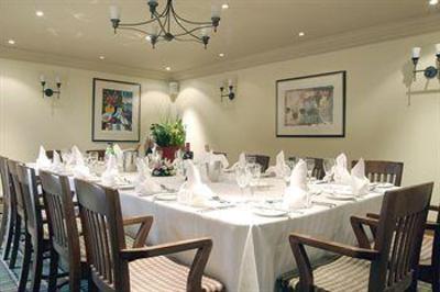 фото отеля Holiday Inn Glasgow Airport