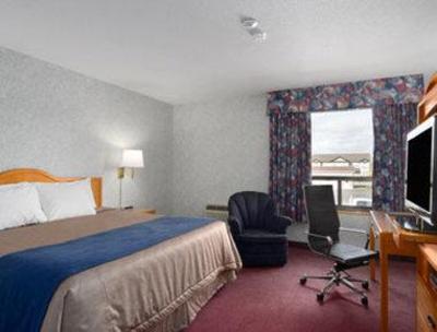 фото отеля Super 8 Motel Port Elgin