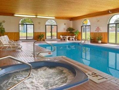 фото отеля Super 8 Motel Port Elgin