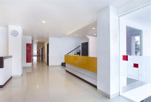 фото отеля Amaris Hotel Diponegoro - Jogja