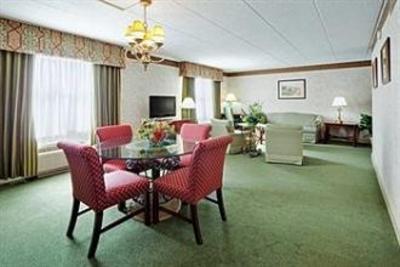 фото отеля Holiday Inn Express Hotel & Suites Concordville - Brandywine