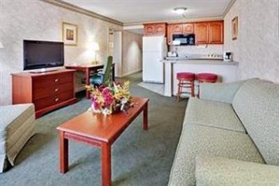 фото отеля Holiday Inn Express Hotel & Suites Concordville - Brandywine
