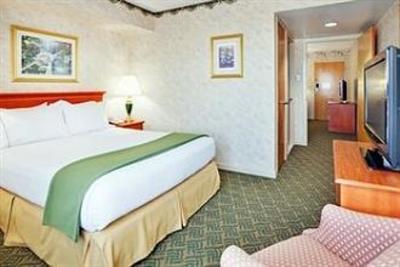 фото отеля Holiday Inn Express Hotel & Suites Concordville - Brandywine
