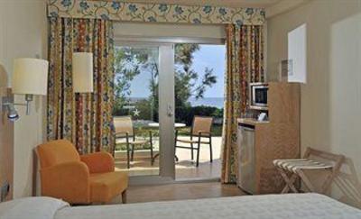 фото отеля Hotel Iberostar Pinos Park Capdepera