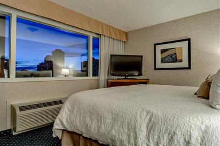 фото отеля BEST WESTERN PLUS Suites Downtown