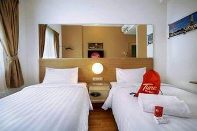 фото отеля Tune Hotel - Pekanbaru