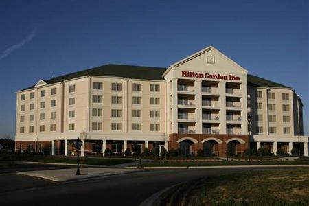 фото отеля Hilton Garden Inn Roanoke Rapids