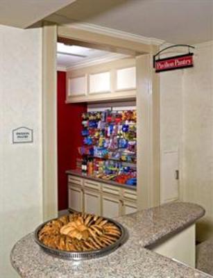 фото отеля Hilton Garden Inn Roanoke Rapids