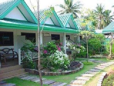 фото отеля Samroiyod Holiday Resort Prachuap Khiri Khan
