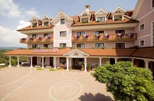 фото отеля Hotel & Gasthof Fast
