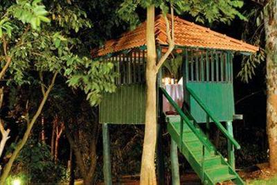 фото отеля Gateway Hotel KM Road Chikmagalur