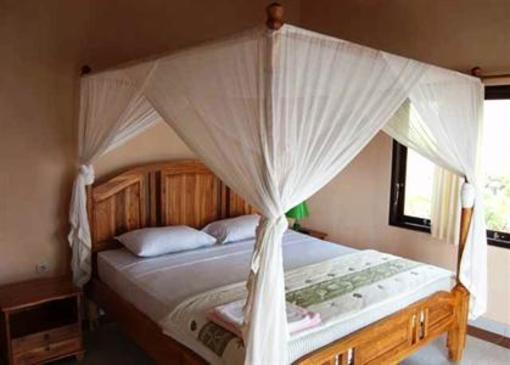 фото отеля Acarya Bungalows Amed
