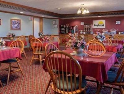 фото отеля Days Inn Amherst