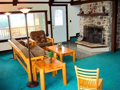 фото отеля Sky Chalet Mountain Top Lodge Basye