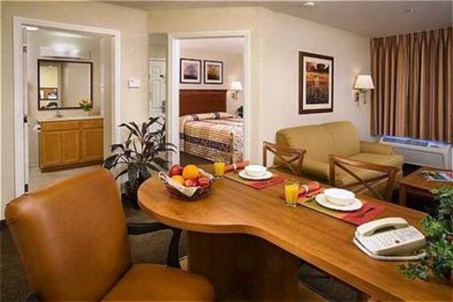 фото отеля Candlewood Suites Birmingham Homewood