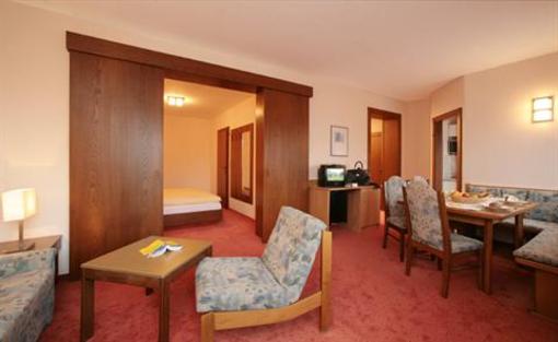фото отеля Aparthotel Krone Zell am See