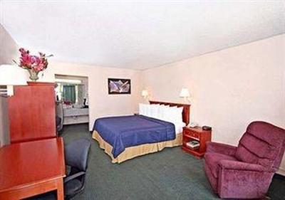 фото отеля Days Inn Greensboro East