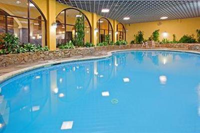 фото отеля Crowne Plaza Suites Houston Southwest