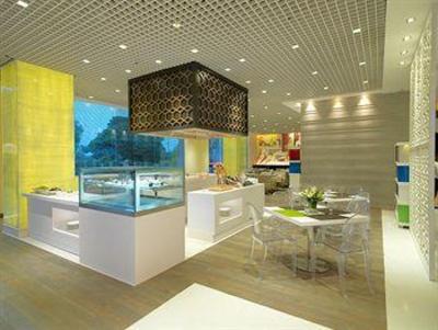 фото отеля Citrus Hotels Gurgaon Central