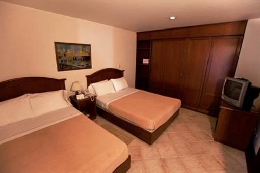 фото отеля Travelers Suites Castellon De Juanambu Hotel Cali