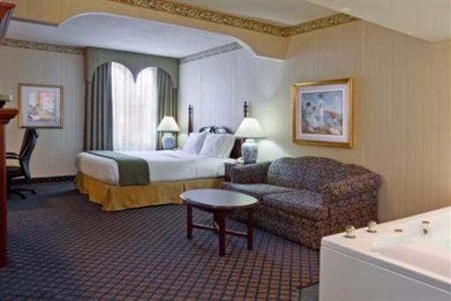 фото отеля Holiday Inn Express Allen Park-Dearborn