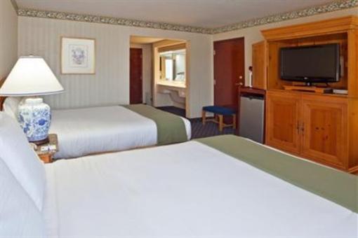 фото отеля Holiday Inn Express Allen Park-Dearborn