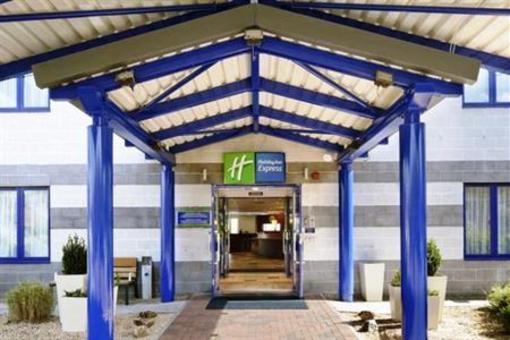 фото отеля Holiday Inn Express Poole