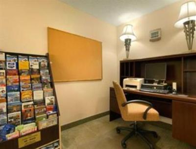 фото отеля Comfort Inn Mayfield Heights
