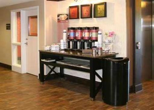 фото отеля Hampton Inn New Albany (Mississippi)