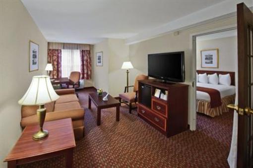 фото отеля Best Western Plus Black Rock Inn
