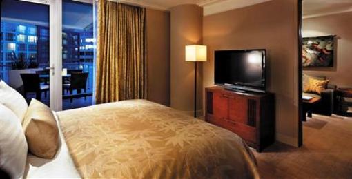 фото отеля Shangri La Hotel Vancouver