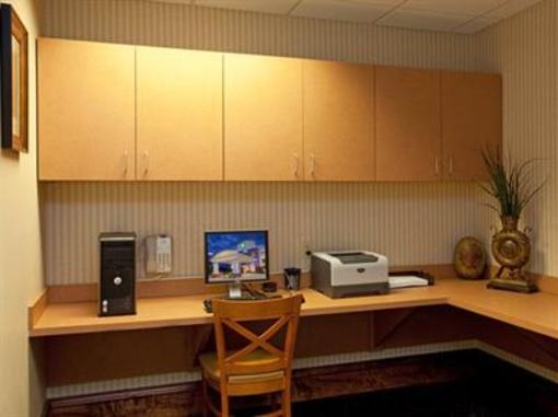 фото отеля Holiday Inn Express Hotel & Suites Scott - Lafayette West