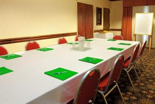 фото отеля Holiday Inn Express Hotel & Suites Scott - Lafayette West