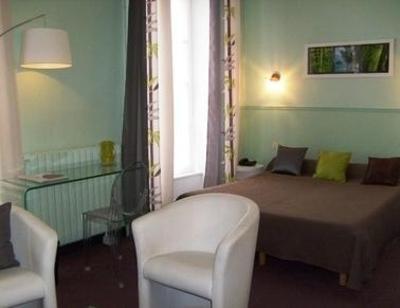 фото отеля Hotel Jeanne d'Arc Limoges